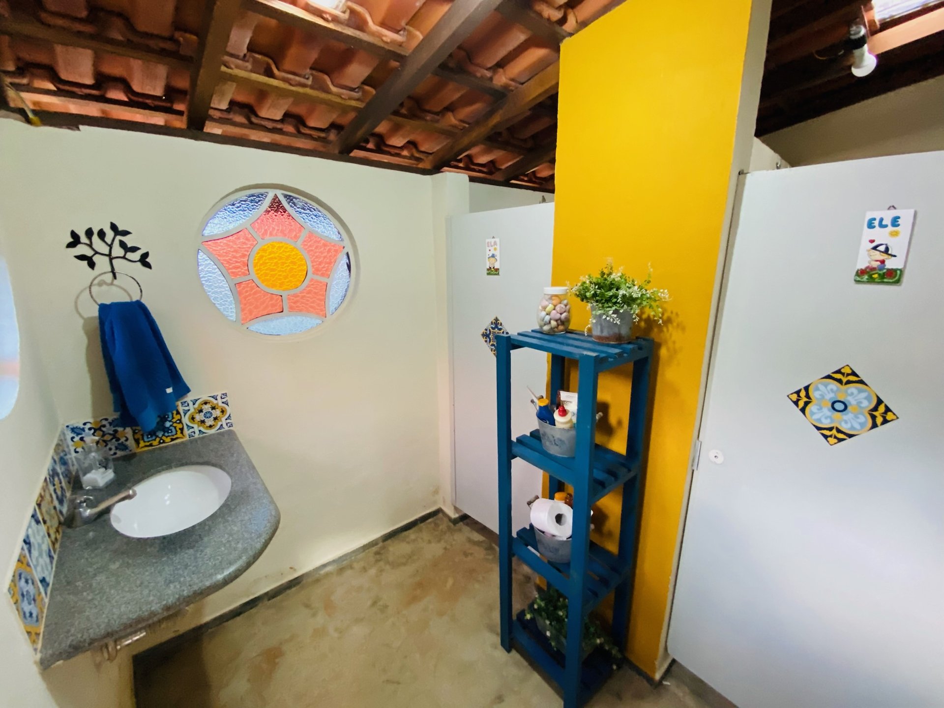 Casa com seis suítes e piscina no km 74 da Raposo Tavares, foto 2