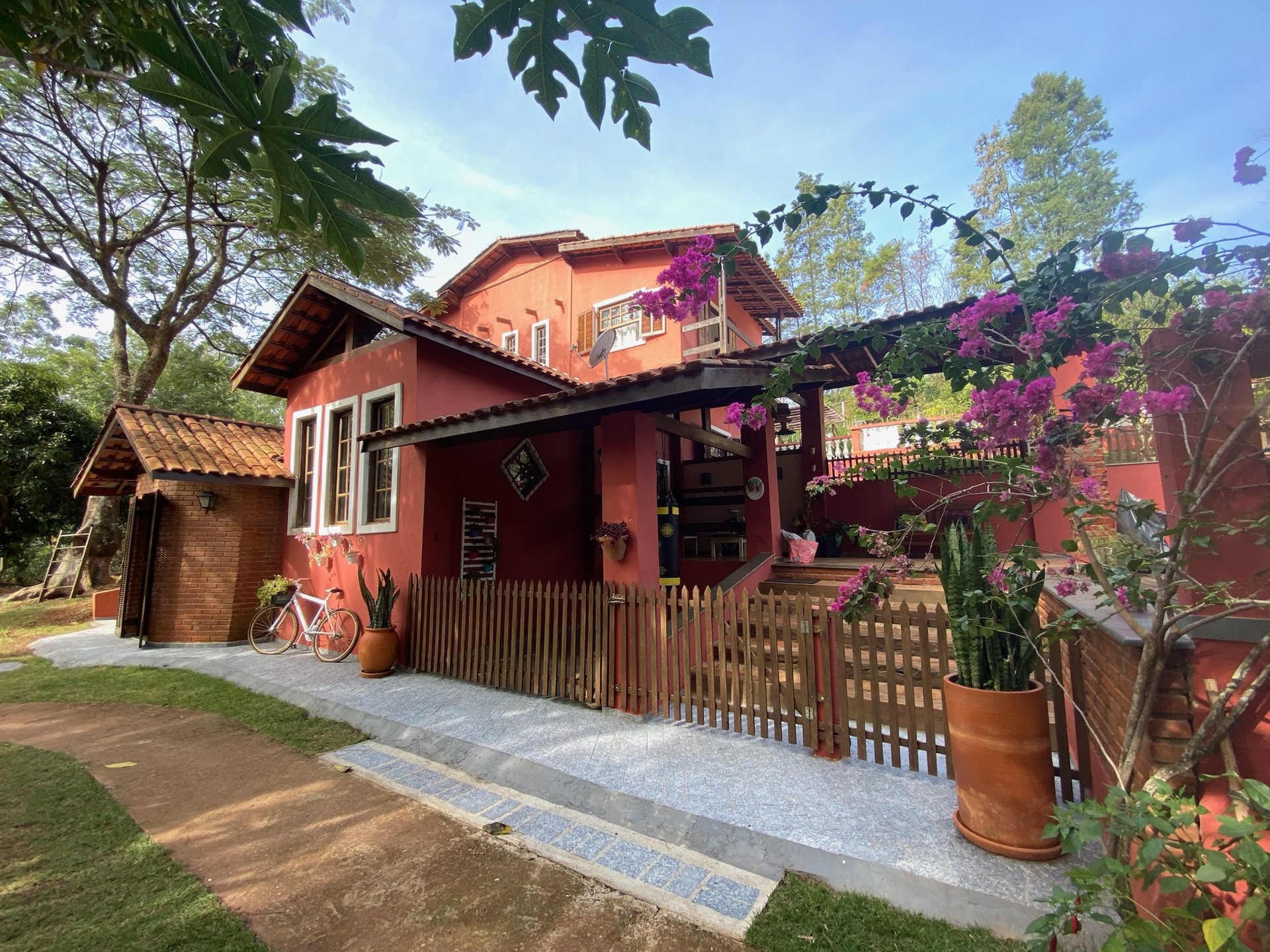 Casa com seis suítes e piscina no km 74 da Raposo Tavares, foto 4