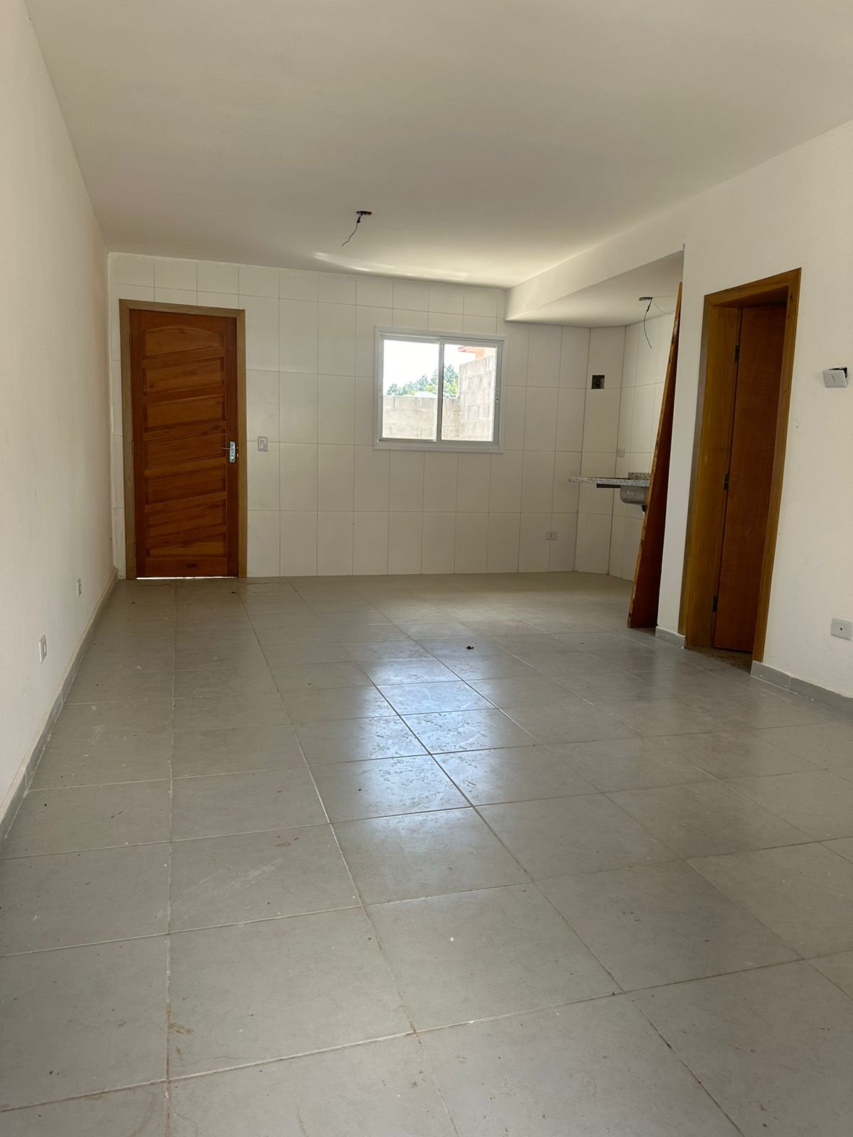 Sobrado com dois quartos no Parque Cristiane, foto 3