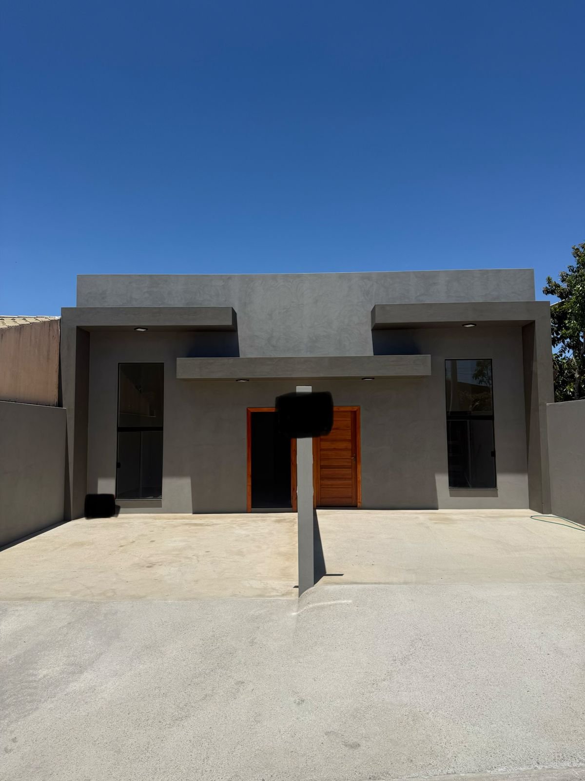 Casa com suíte e duas vagas no São José, foto 1