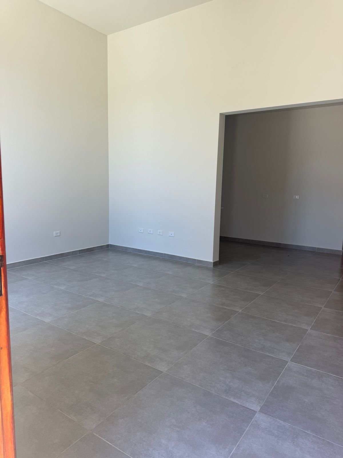 Casa com suíte e duas vagas no São José, foto 5