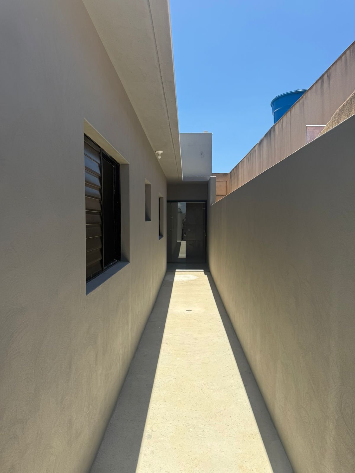 Casa com suíte e duas vagas no São José, foto 8