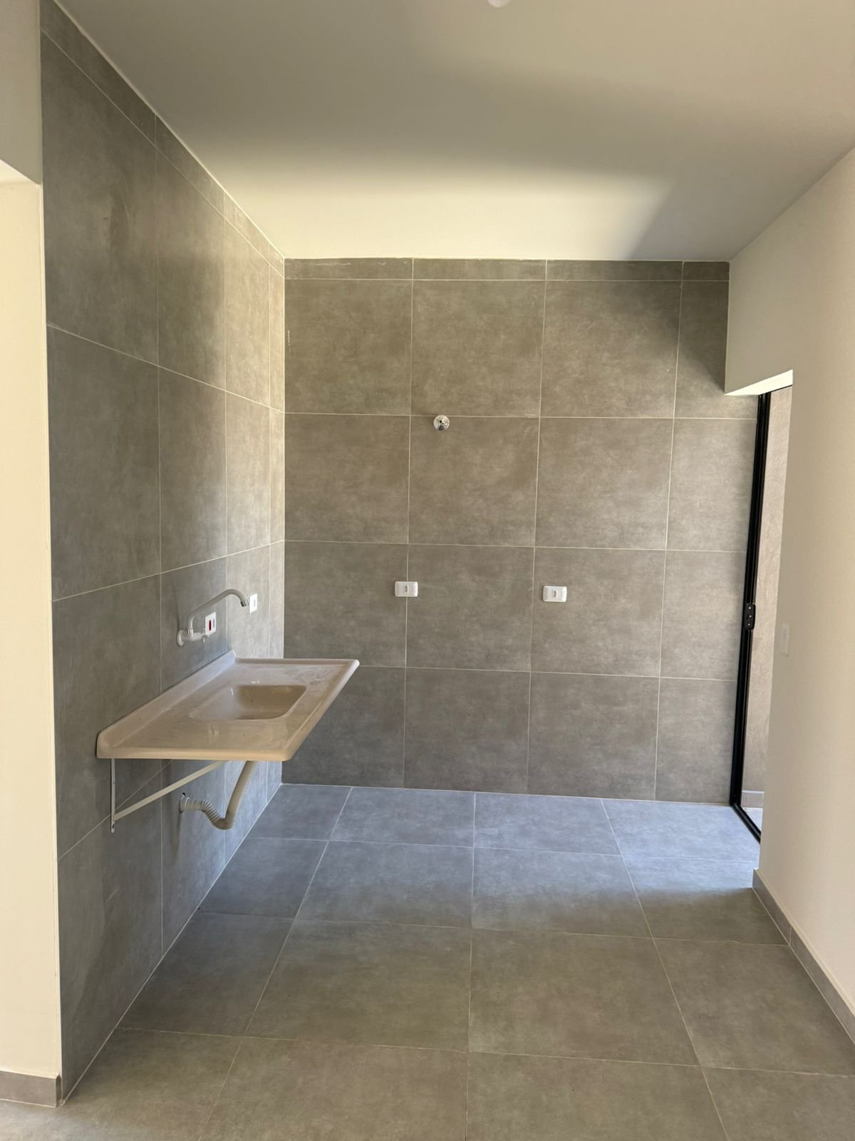 Casa com suíte e duas vagas no São José, foto 12
