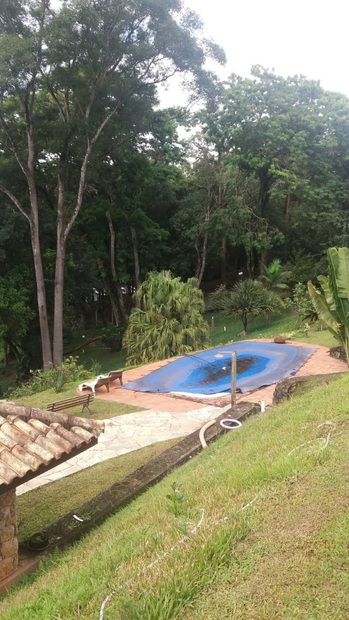 Chácara com piscina e represa em Mairinque, foto 5