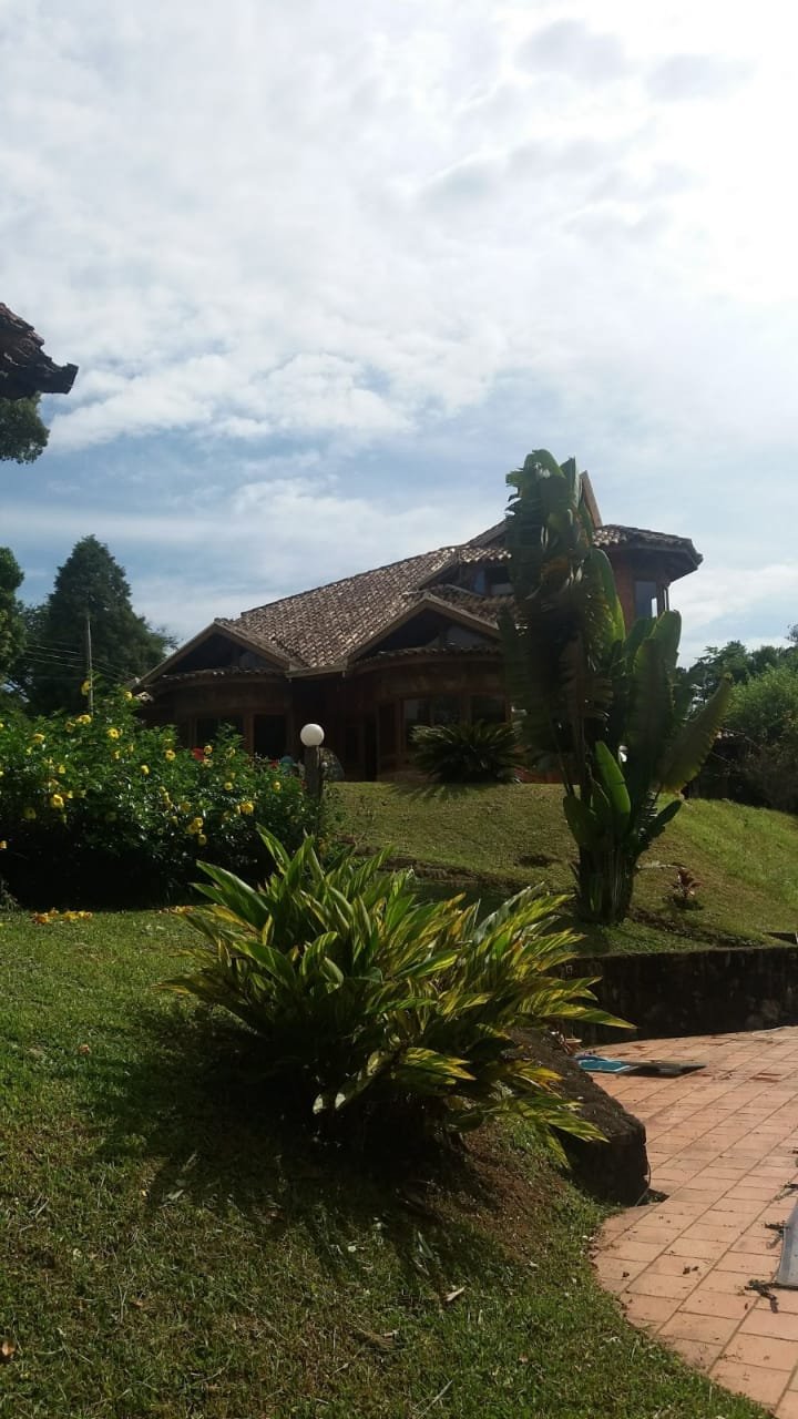 Chácara com piscina e represa em Mairinque, foto 24